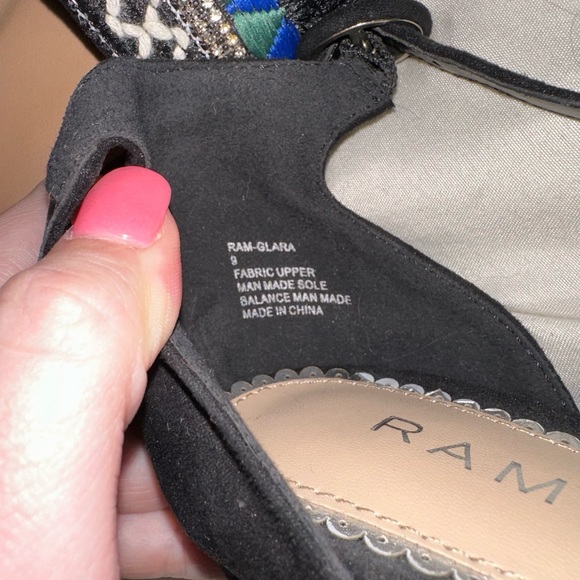 Rampage black heels - Picture 6 of 6